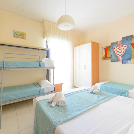 Hotel Nuova Medusa Rimini Eksteriør billede