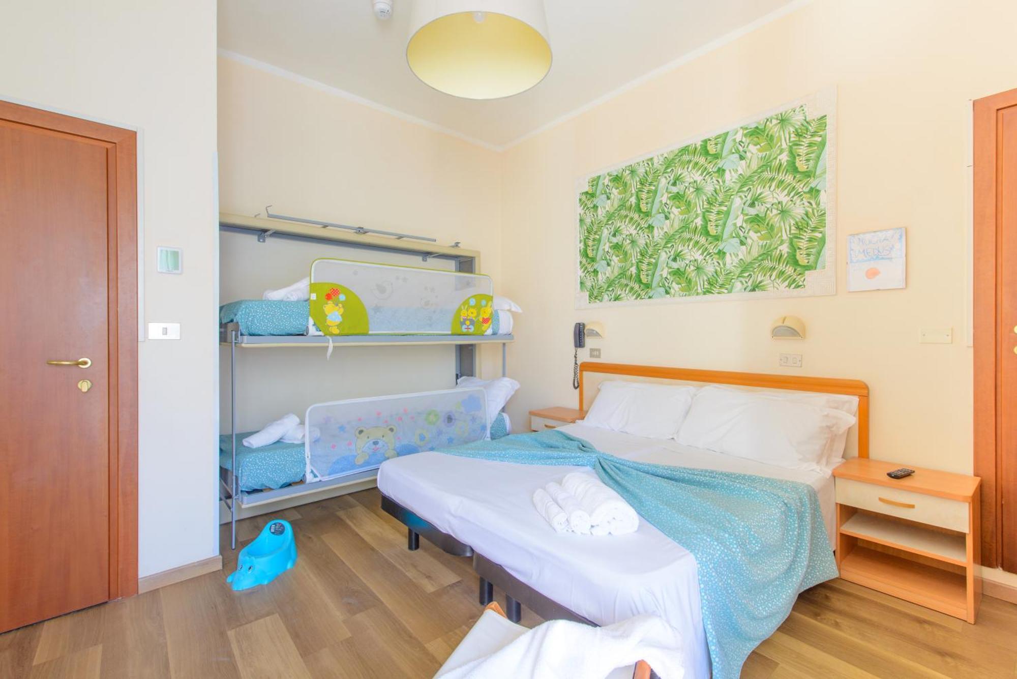 Hotel Nuova Medusa Rimini Eksteriør billede