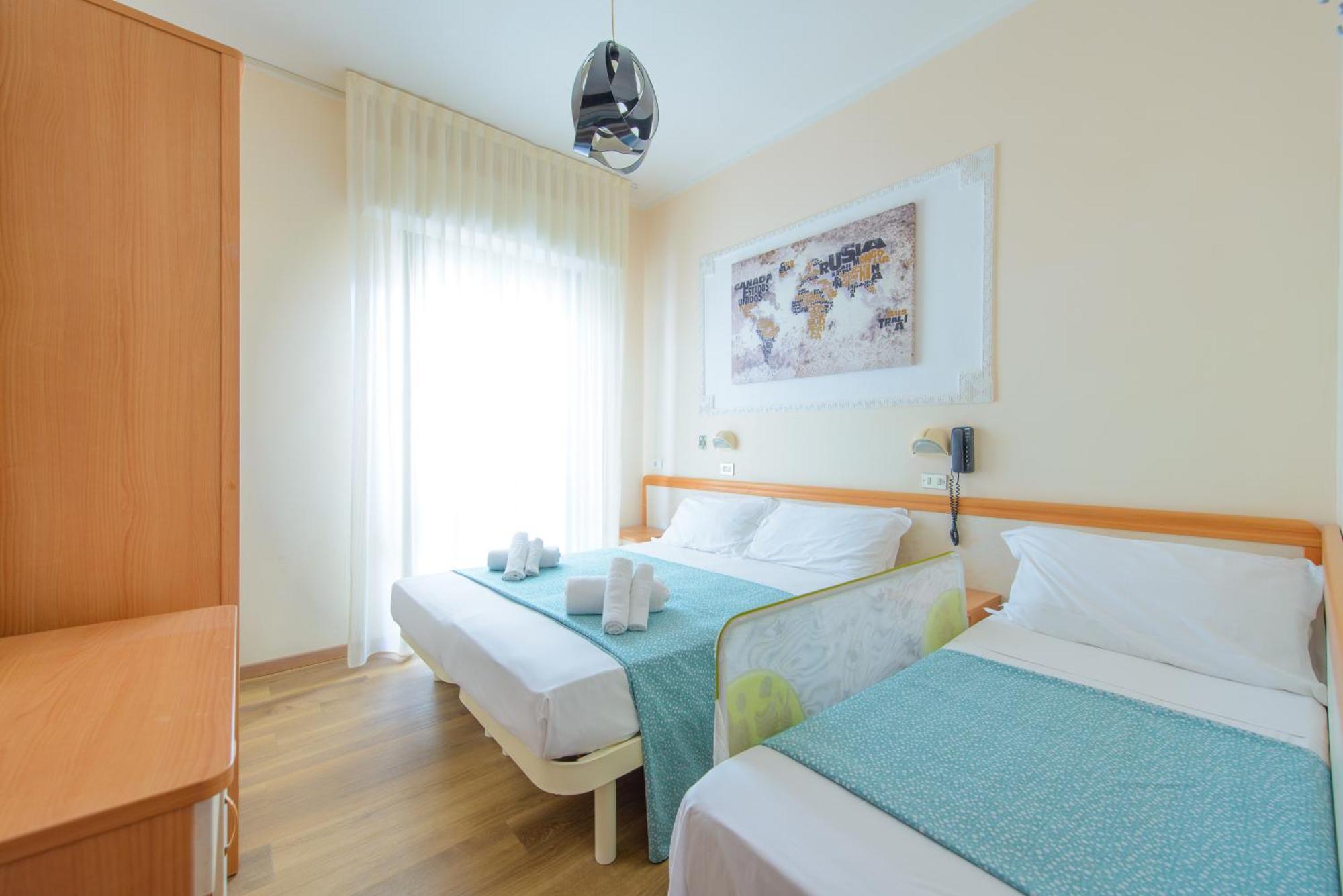 Hotel Nuova Medusa Rimini Eksteriør billede